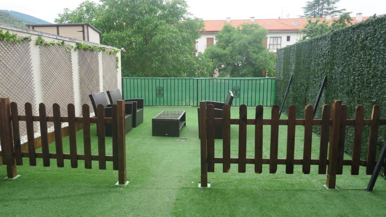 Apartamentos Palacio Azcarate Calle Calvario Ezcaray Eksteriør billede