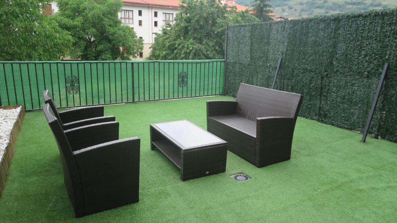 Apartamentos Palacio Azcarate Calle Calvario Ezcaray Eksteriør billede