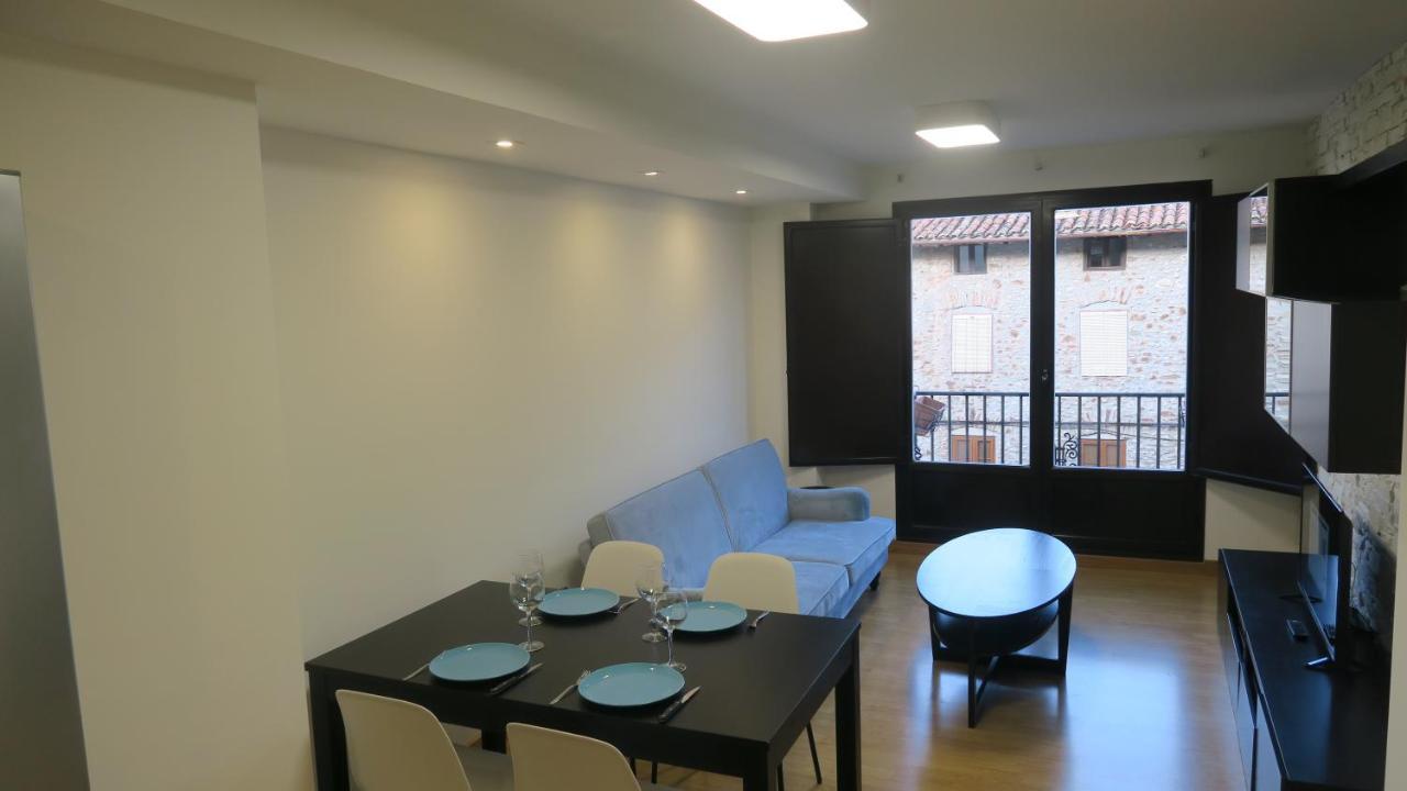 Apartamentos Palacio Azcarate Calle Calvario Ezcaray Eksteriør billede